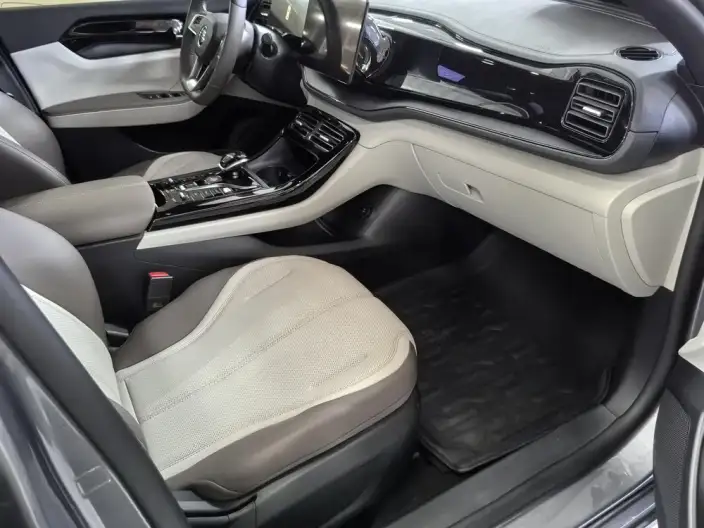 BYD Qin PLUS DM 2024 Model Honor Edition DM-i 55KM Leading Model – фото 6