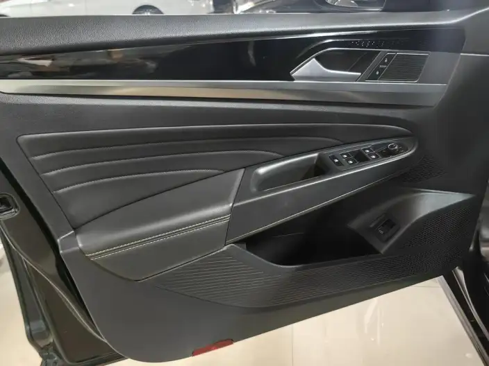 Volkswagen Passat 2023 Model Facelift 330TSI Deluxe Edition