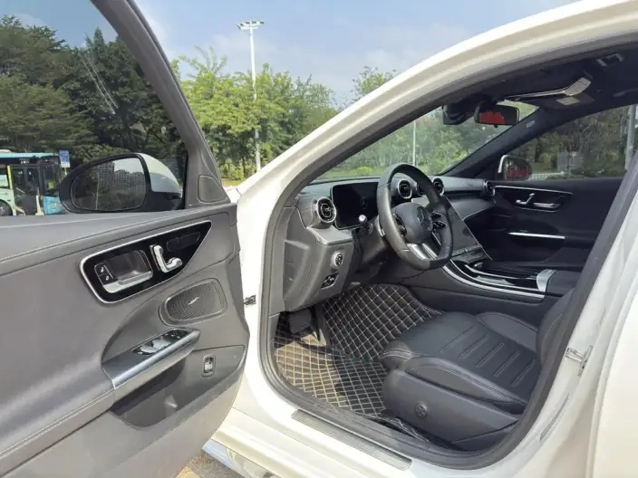 Mercedes-Benz C-Class 2022 Model Facelift C 200 L Sports Edition – фото 9