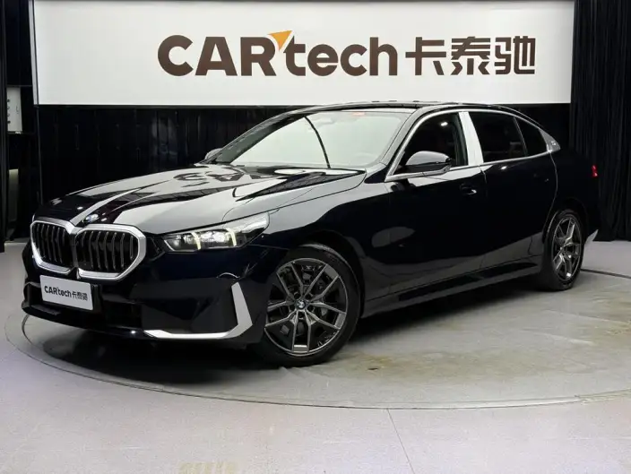 BMW 5 Series 2026 Model 530Li Leading Model M Sports Set
