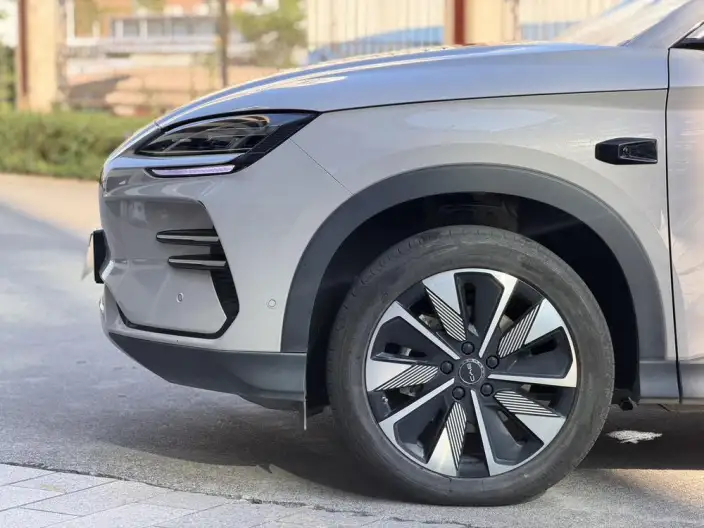 BYD Song PLUS EV 2025 Model Smart Driving Edition 520KM Luxury Model – фото 10