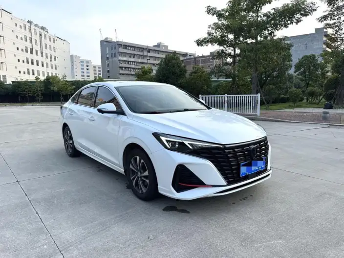 Changan Eado 2021 Model PLUS Blue whale NE 1.4T GDI DCT Noble Model