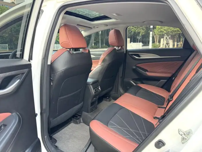 Changan Eado 2021 Model PLUS Blue whale NE 1.4T GDI DCT Noble Model – фото 9