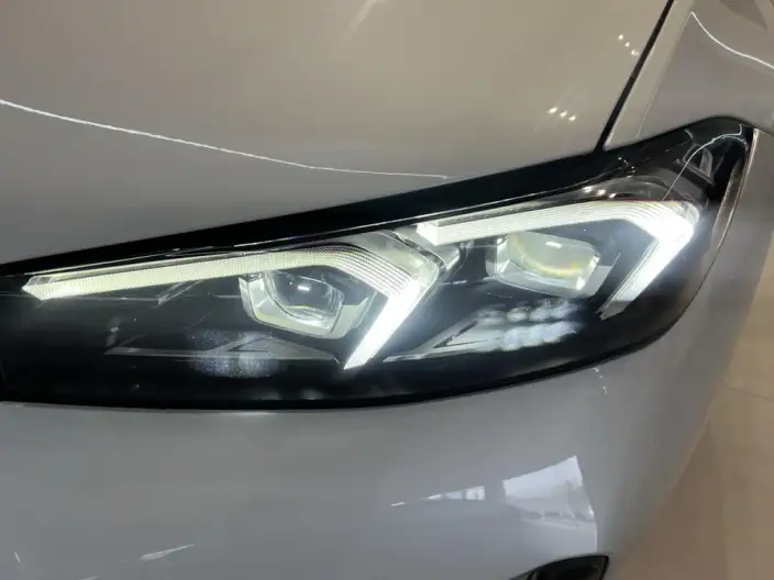 BMW 3 Series 2025 Model 325Li M Sports Set – фото 6