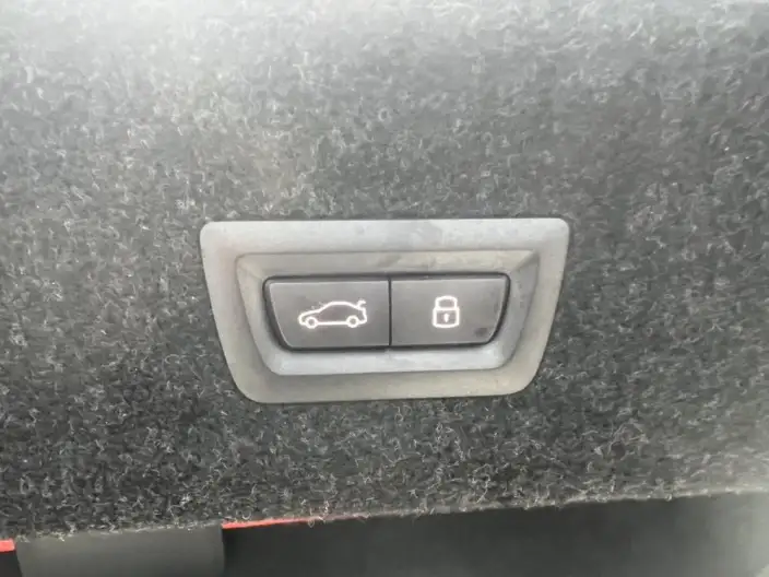 BMW 3 Series 2025 Model 325Li M Sports Set – фото 9