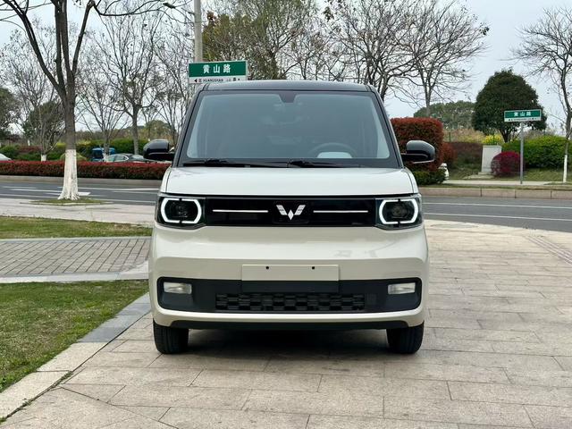 Wuling Hongguang MINIEV 2021 Macaron Fashion NMC – фото 2