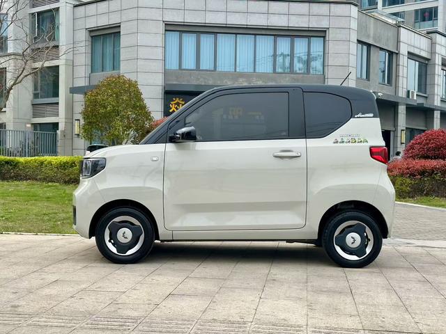 Wuling Hongguang MINIEV 2021 Macaron Fashion NMC – фото 3