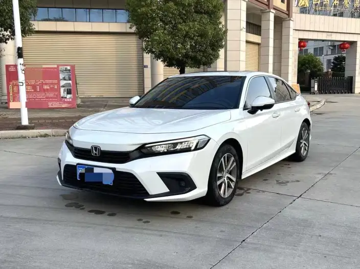Honda Civic 2023 Model 240TURBO CVT Momentum Edition