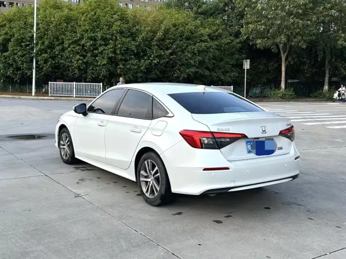 Honda Civic 2023 Model 240TURBO CVT Momentum Edition
