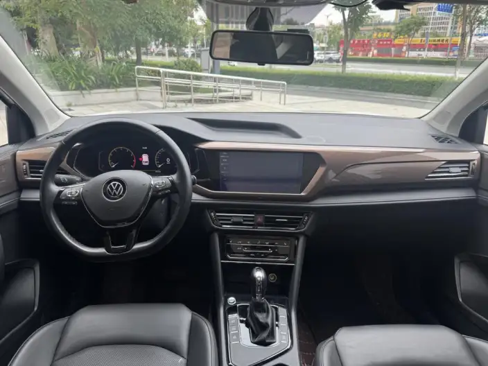 Volkswagen Tharu 2022 Model 330TSI 4WD Deluxe Edition – фото 7