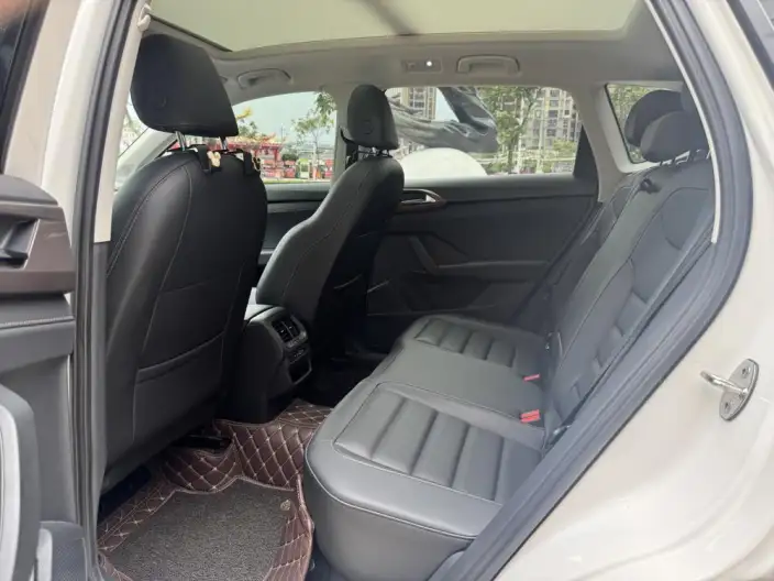Volkswagen Tharu 2022 Model 330TSI 4WD Deluxe Edition – фото 9