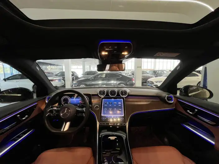 Mercedes-Benz GLC 2024 Model GLC 300 L 4MATIC Dynamic Model 5 seat – фото 9