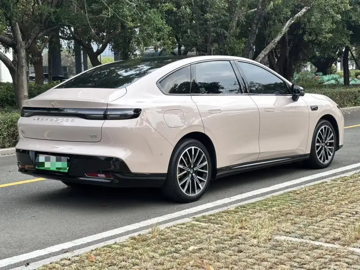 Leapmotor B01 2025 Model 650 Yuexiang Edition – фото 6