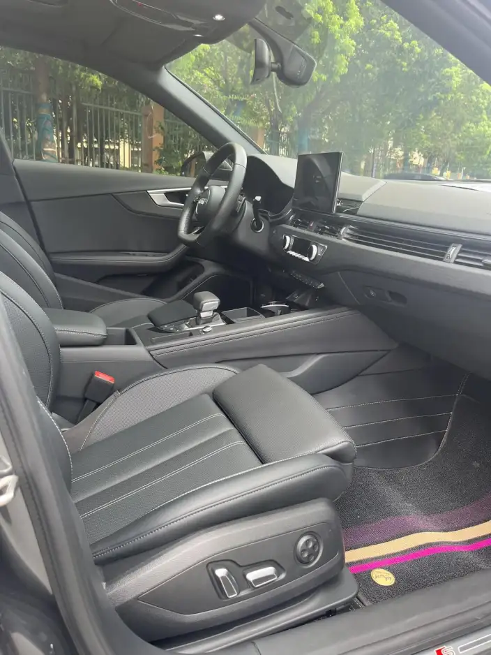 Audi A4 L 2024 Model 40 TFSI Luxury Dynamic Model – фото 10