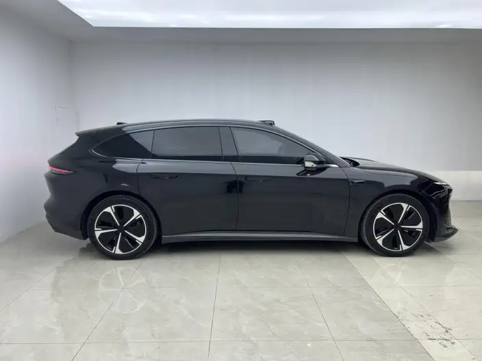 NIO ET5T 2024 Model 75kWh – фото 8