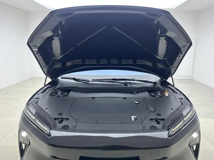 NIO ET5T 2024 Model 75kWh – фото 10