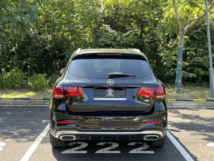 Mercedes-Benz GLC 2022 Model Facelift II GLC 300 L 4MATIC Luxury Model – фото 6