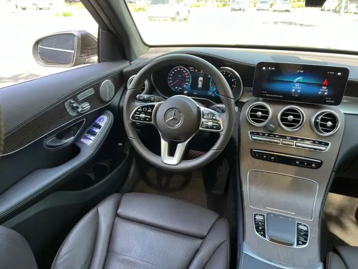 Mercedes-Benz GLC 2022 Model Facelift II GLC 300 L 4MATIC Luxury Model – фото 10