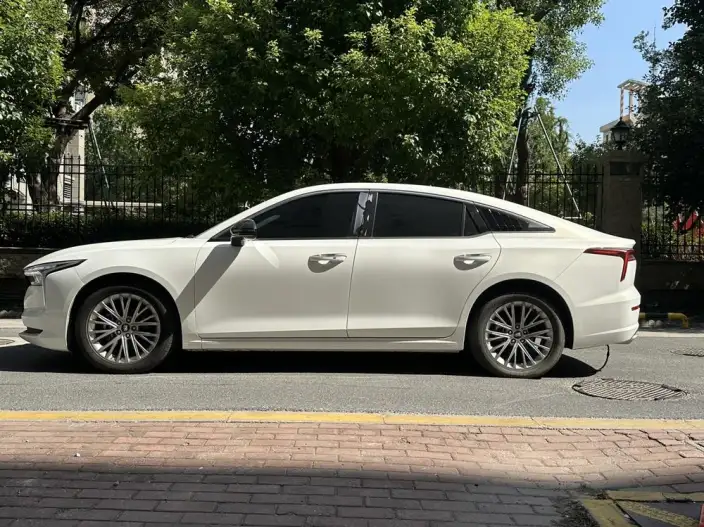 BESTUNE B70 2023 Model Third generation 1.5T Automatic Enjoy Edition Model 70th Anniversary Memorial Edition