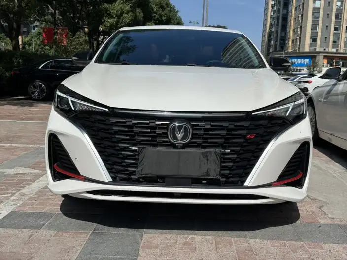 Changan Eado 2023 Model PLUS Changxiang Edition Blue whale NE 1.4T GDI DCT Noble Model – фото 2