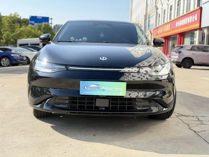 Leapmotor C01 2024 Model EV Edition 525 Exclusive Edition – фото 2