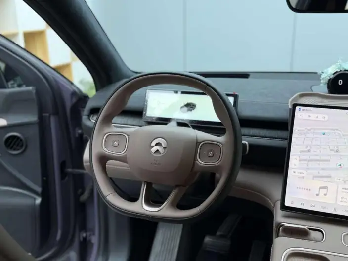 NIO EC6 2024 Model 75kWh – фото 10