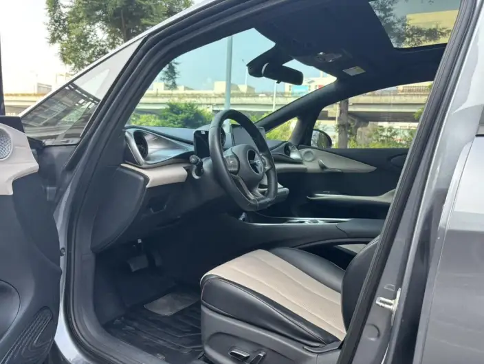 BYD Dolphin 2023 Model Fashion Edition – фото 8