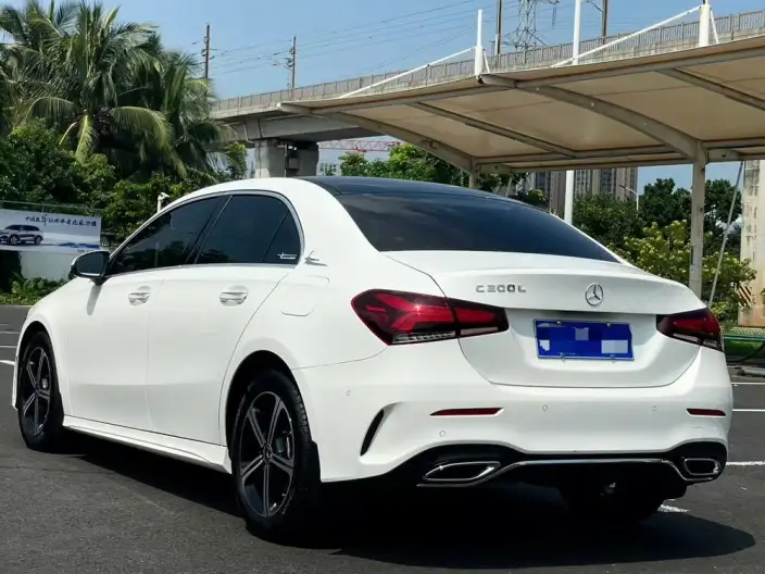 Mercedes-Benz A-class 2023 Model A 200 L Sports sedan Dynamic Edition