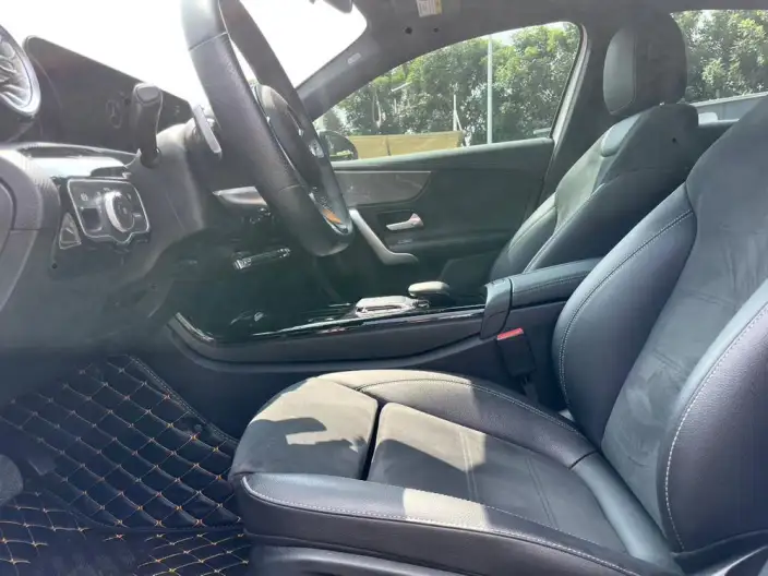 Mercedes-Benz A-class 2023 Model A 200 L Sports sedan Dynamic Edition – фото 8