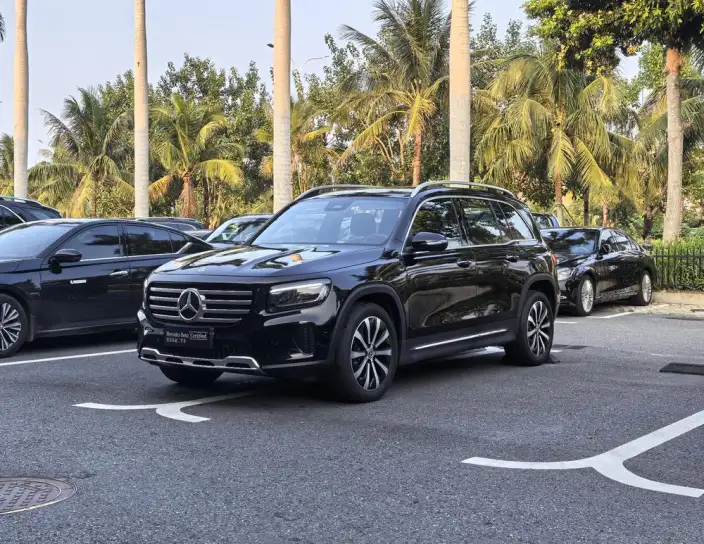 Mercedes-Benz GLB 2025 Model GLB 220 Fashion Model – фото 1
