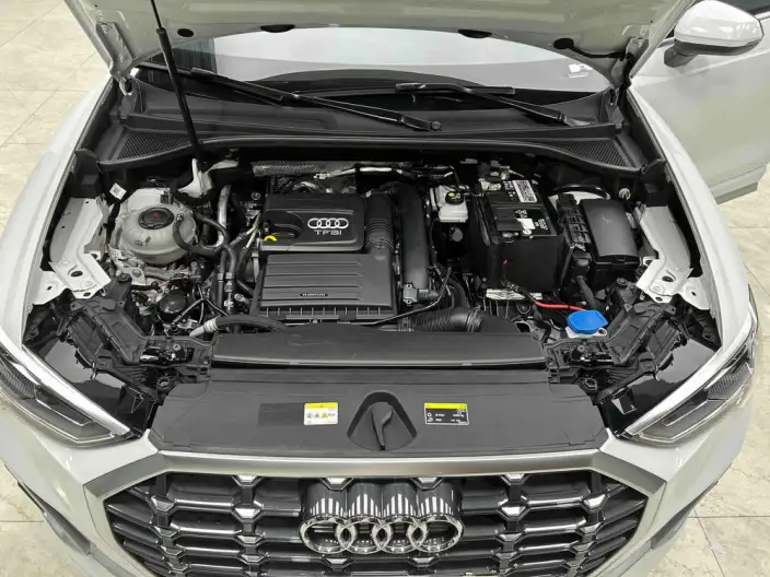AUDI Q3 2023 Model 35 TFSI Fashion Dynamic Model – фото 8
