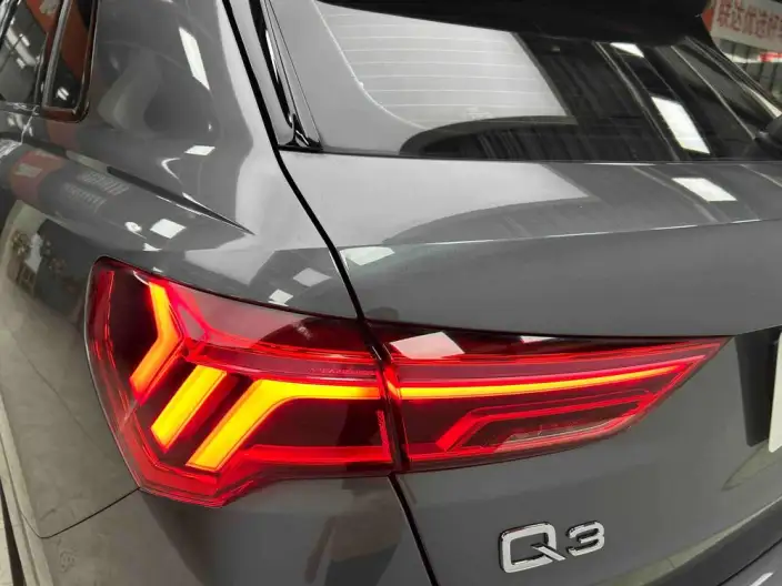 AUDI Q3 2023 Model 35 TFSI Fashion Dynamic Model – фото 9