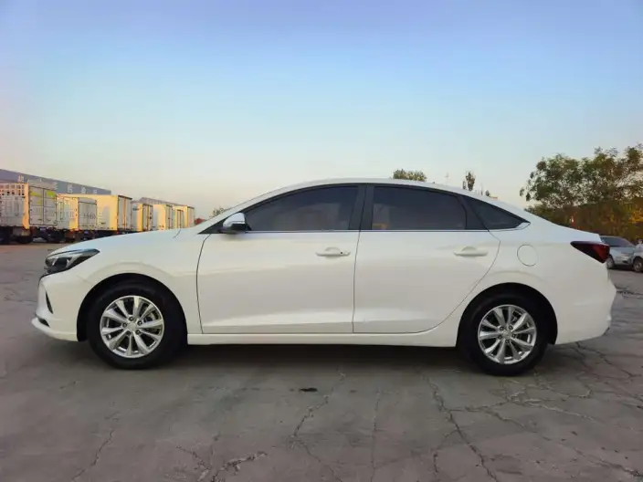 Changan Eado 2021 Model PLUS 1.6L GDI Manual Elite Model – фото 4