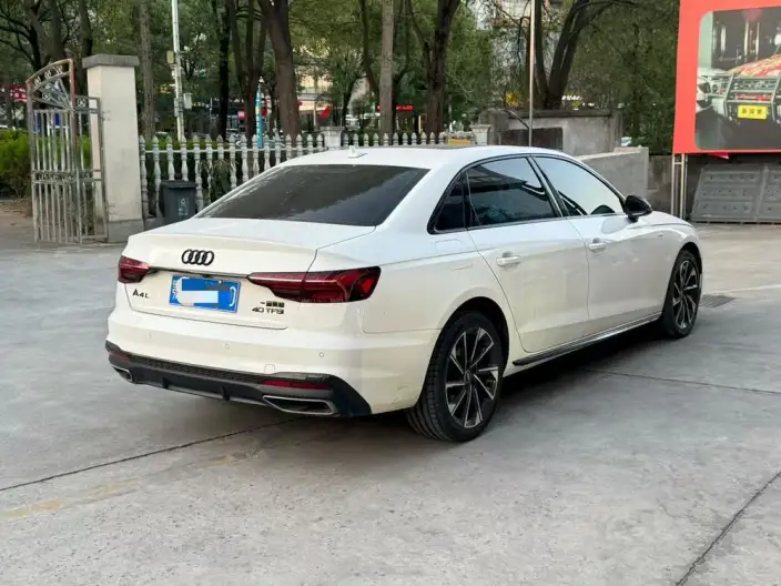 Audi A4 L 2023 Model 40 TFSI Luxury Dynamic Model – фото 2