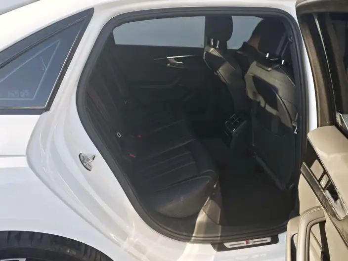 Audi A4 L 2023 Model 40 TFSI Luxury Dynamic Model – фото 10