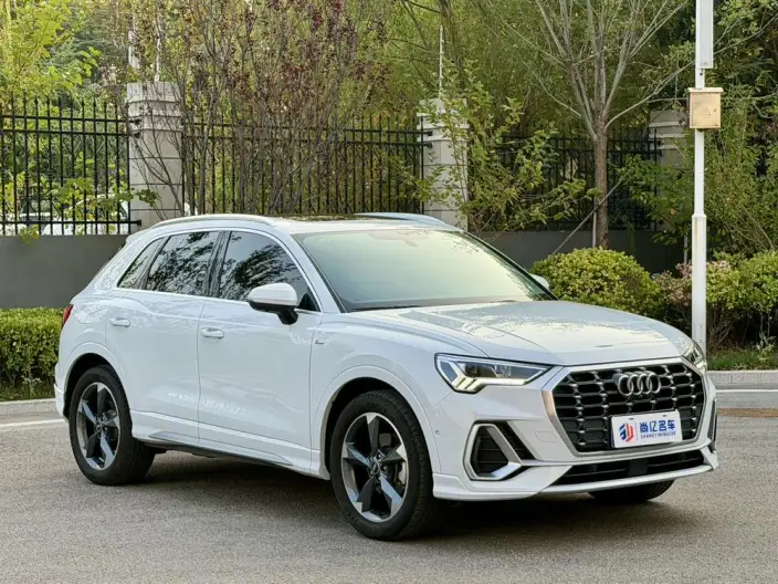 AUDI Q3 2022 Model 35 TFSI Fashion Dynamic Model – фото 3