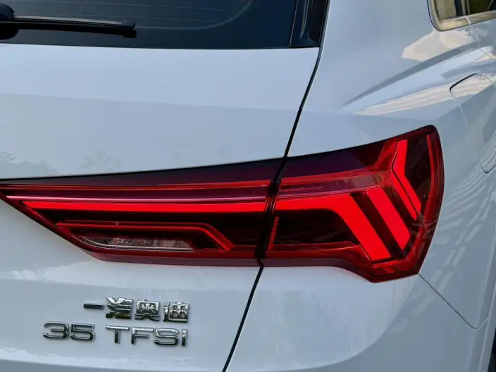 AUDI Q3 2022 Model 35 TFSI Fashion Dynamic Model – фото 9