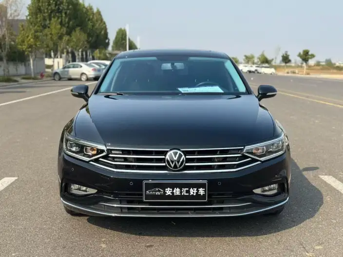 Volkswagen Magotan 2020 Model 280TSI DSG Comfort Model – фото 2