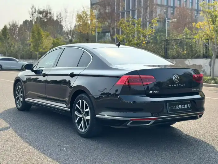 Volkswagen Magotan 2020 Model 280TSI DSG Comfort Model – фото 4