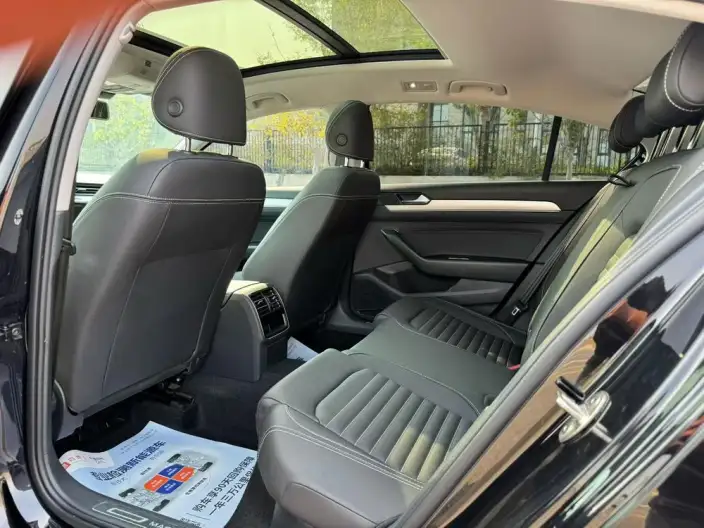 Volkswagen Magotan 2020 Model 280TSI DSG Comfort Model – фото 9