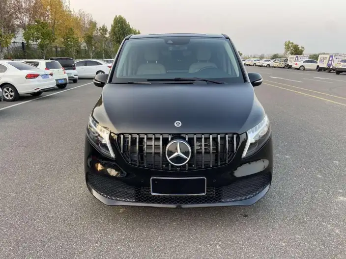 Mercedes-Benz V-Class 2022 Model V 260 Pilot Edition – фото 2