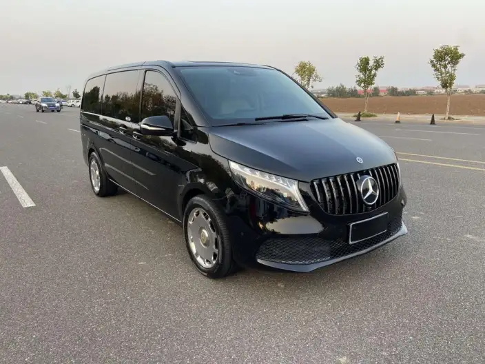 Mercedes-Benz V-Class 2022 Model V 260 Pilot Edition – фото 3