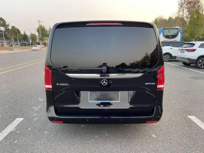 Mercedes-Benz V-Class 2022 Model V 260 Pilot Edition – фото 5