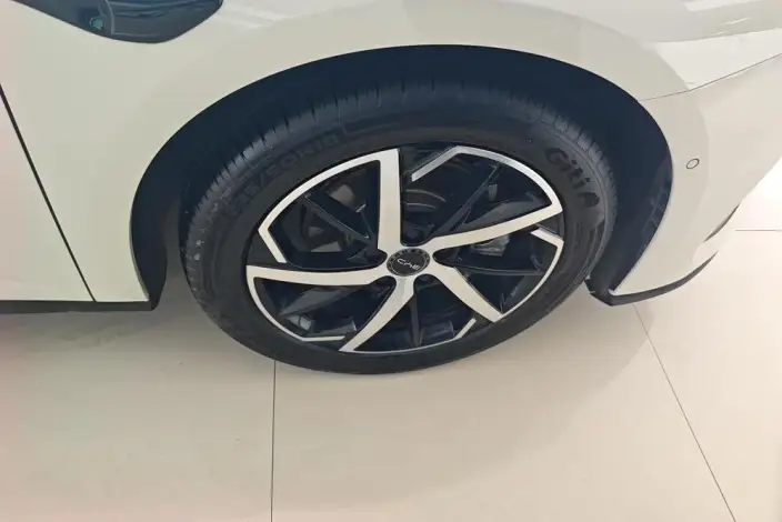 BYD Seal 07DM 2026 Model DM-i 230KM Flagship Model – фото 9