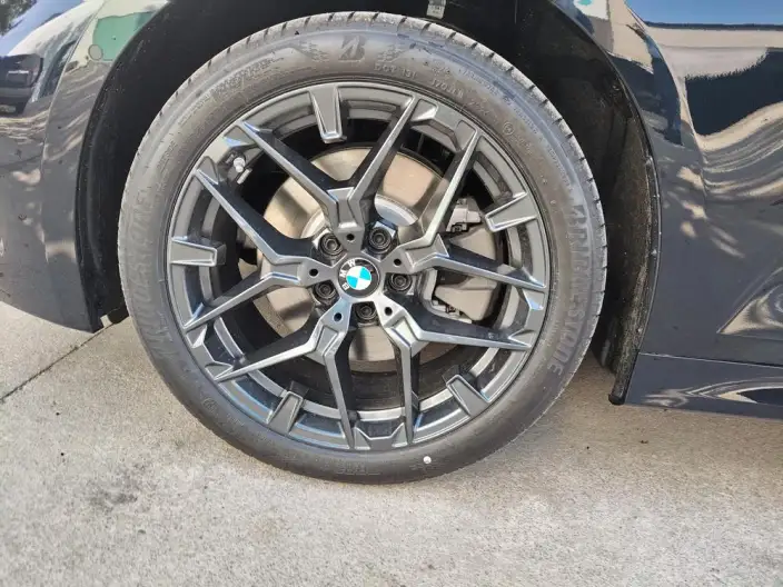 BMW 3 Series 2026 Model 330i M Sports Night Set – фото 8
