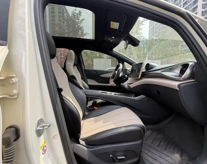 BYD Dolphin 2023 Model Fashion Edition – фото 7