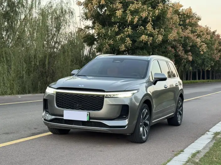 Li Auto ONE 2021 Model Extended Range 6 seat Edition – фото 1
