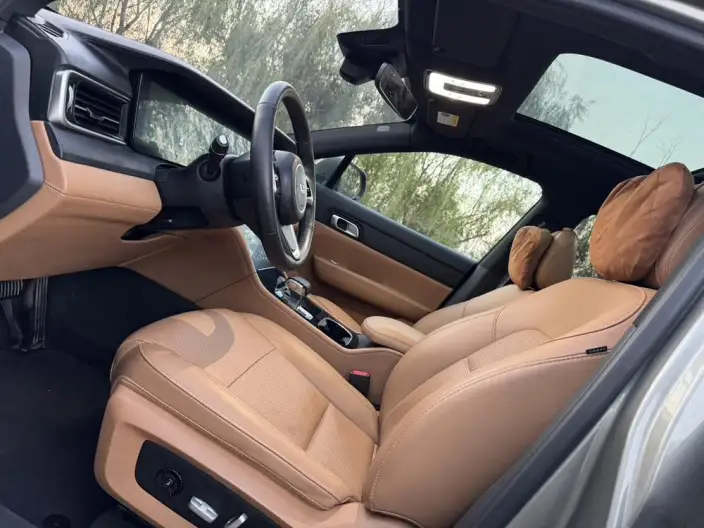 Li Auto ONE 2021 Model Extended Range 6 seat Edition – фото 8