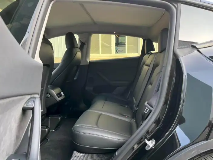 Model Y 2022 Model Rear-wheel drive version – фото 9
