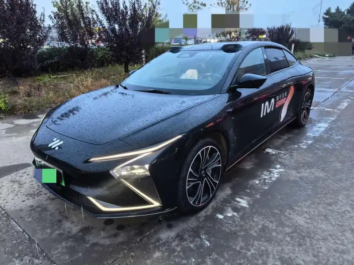 Zhiji L7 2022 Model Dynamic Edition